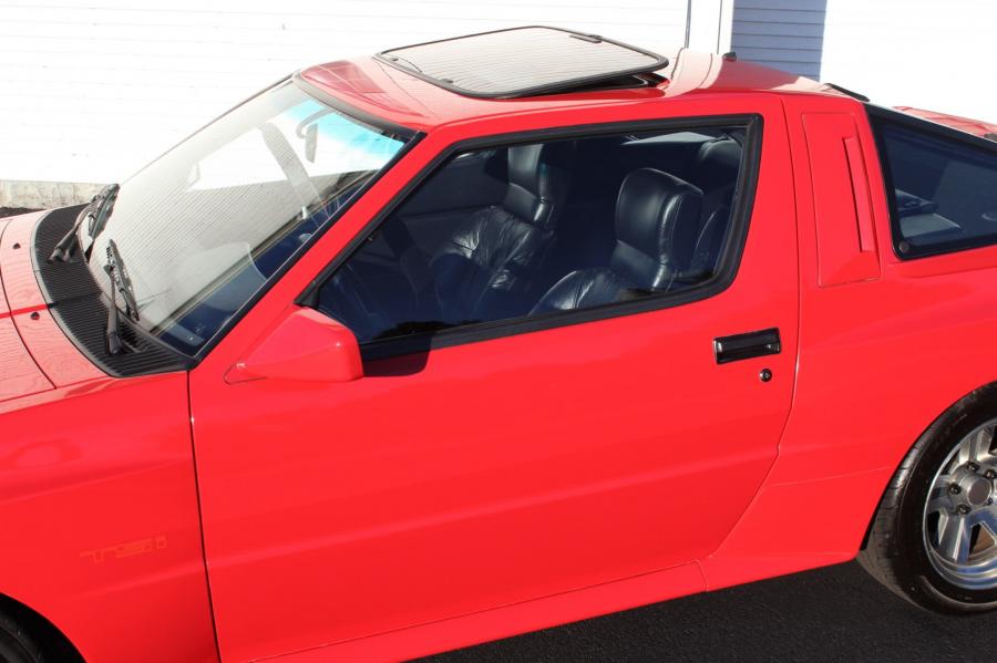 Детали экстерьера Chrysler Conquest TSi 1987 года  (фото 25 из 137)